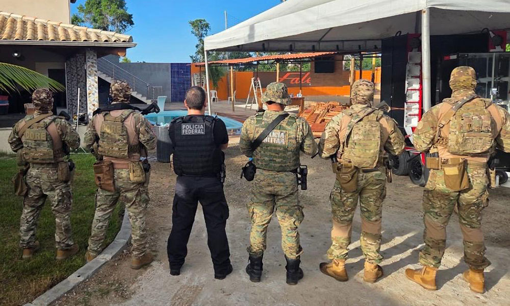 Polícia Federal deflagra operação contra organização criminosa no sul da Bahia