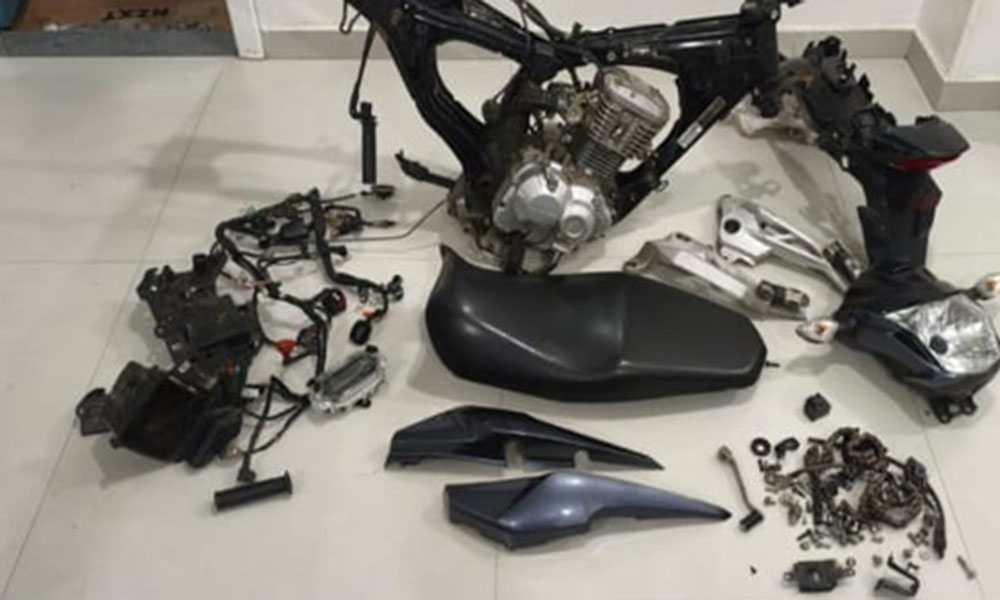 PM recupera motocicleta furtada durante patrulhamento em Vitória da Conquista