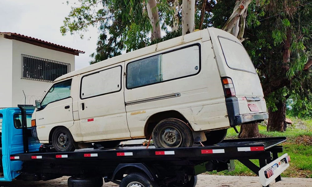 Veículo furtado é recuperado em Vitória da Conquista