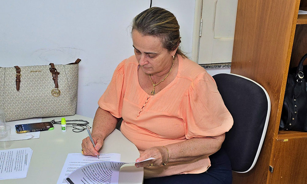 Prefeita de Livramento de Nossa Senhora sofre atentado na zona rural do município