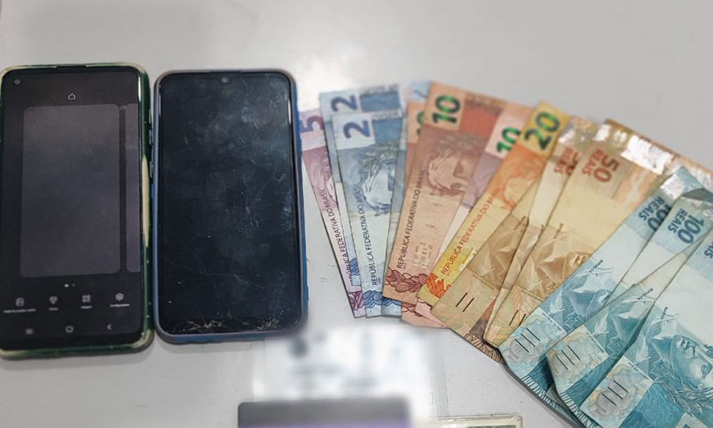 Dupla é conduzida à delegacia após aplicar “golpe do Pix” em posto de combustível em Livramento de Nossa Senhora