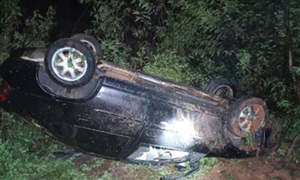 Homem fica ferido após capotamento na BR-030 em Palmas de Monte Alto