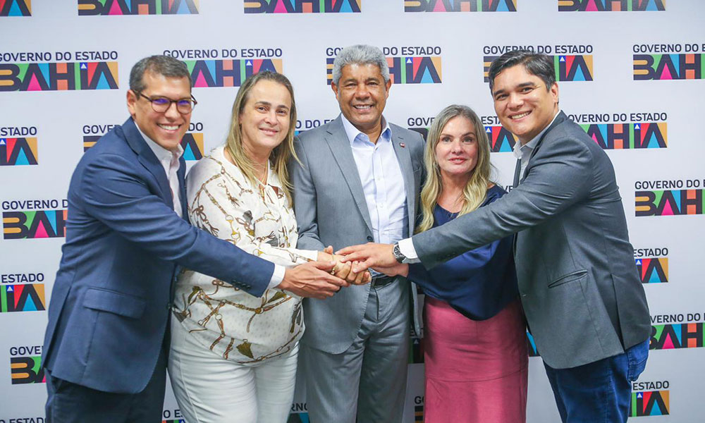 Prefeita Joanina Sampaio cumpre agenda em Salvador e garante novos investimentos para Livramento