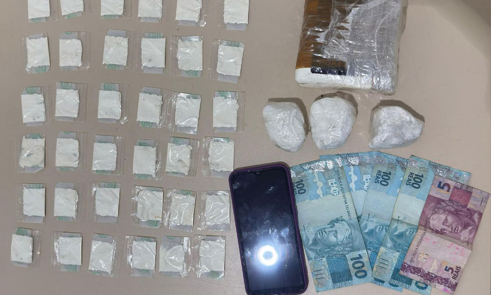 Suspeito é preso com cocaína e dinheiro durante ação da PM em Cândido Sales
