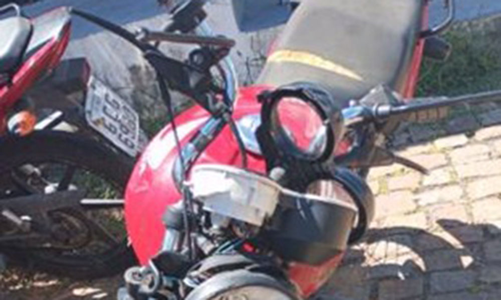 Acidente leva à descoberta de motocicleta adulterada em Guanambi