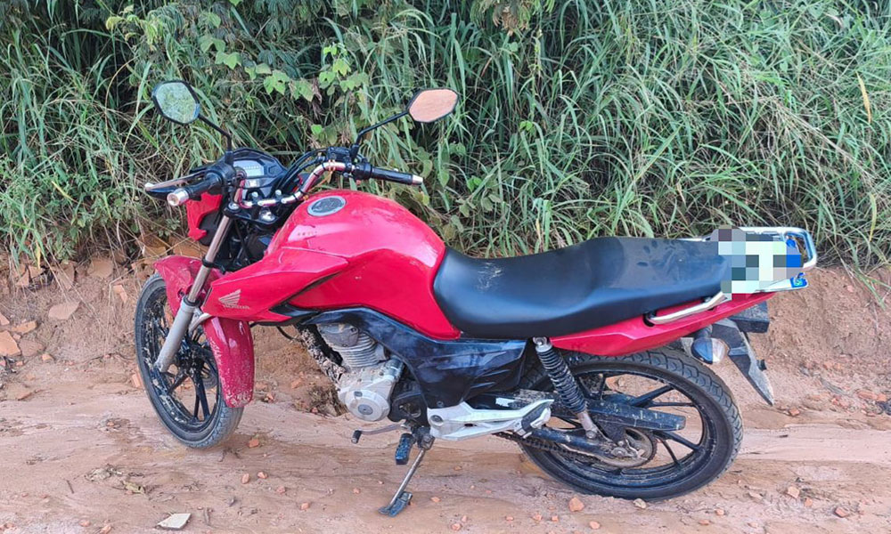 Polícia Militar recupera motocicleta com restrição de furto em Caetité