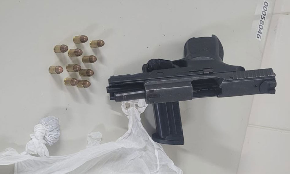 Polícia Militar prende suspeito por porte ilegal de arma e tráfico de drogas em Caetité