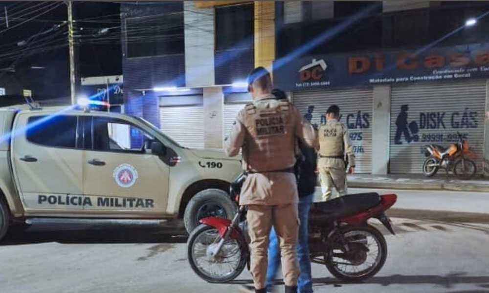 Homem é conduzido à delegacia por desacato durante operação em Tanhaçu