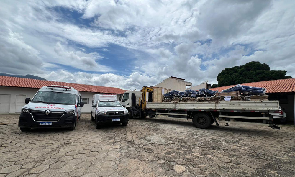 Prefeita Joanina Sampaio anuncia reforço na saúde com chegada de equipamentos e ambulâncias em Livramento