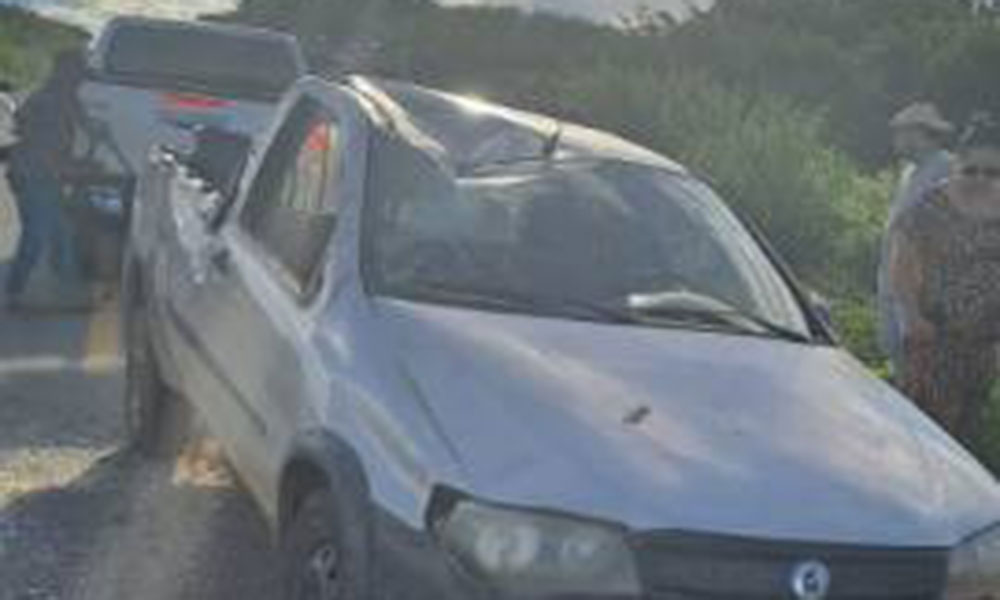 Adolescente fica ferido após capotamento na BR-030 em Palmas de Monte Alto