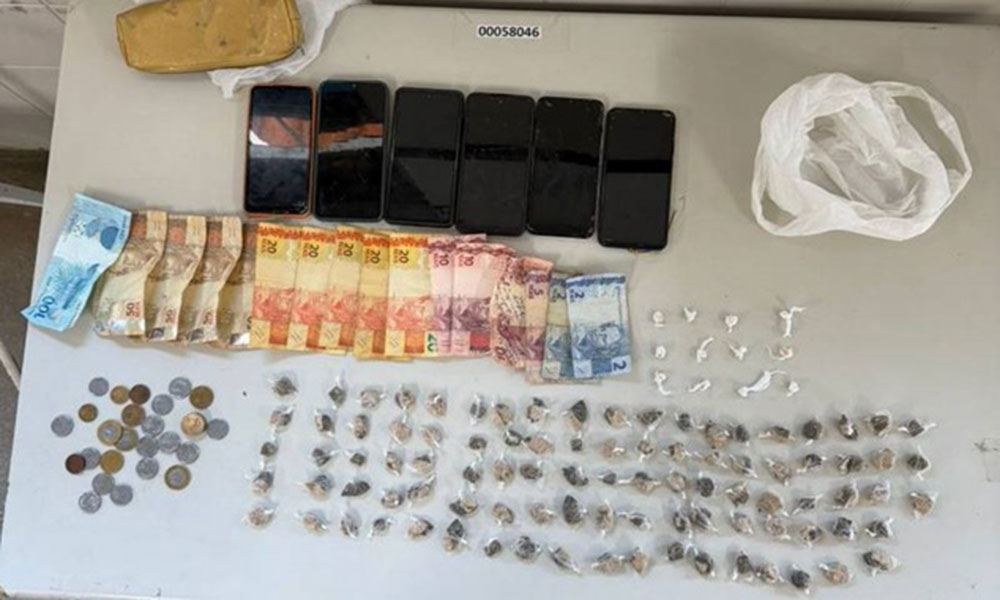 Polícia Militar apreende drogas e celulares no bairro Monte Pascoal em Guanambi