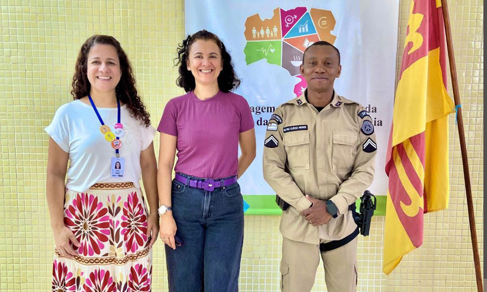24º BPM e NTE-13 promovem diálogo sobre segurança e cultura de paz em escola de Brumado