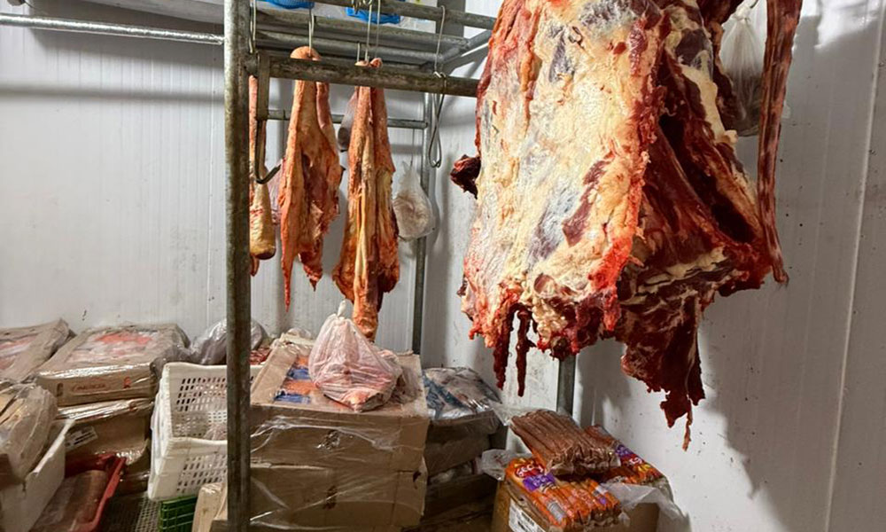 Adab apreende mais de 1 tonelada de carne irregular em Candiba e Palmas de Monte Alto