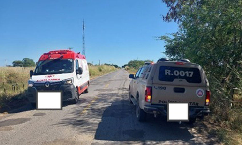 Capotamento deixa três feridos na BA-160, em Iuiú