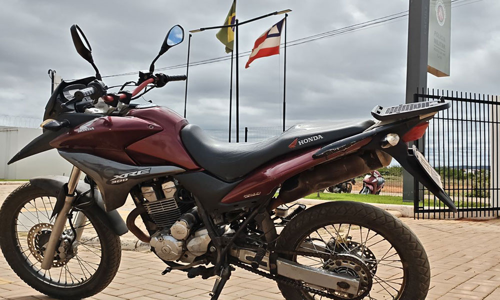 Polícia Militar recupera motocicleta com restrição de furto em Caculé