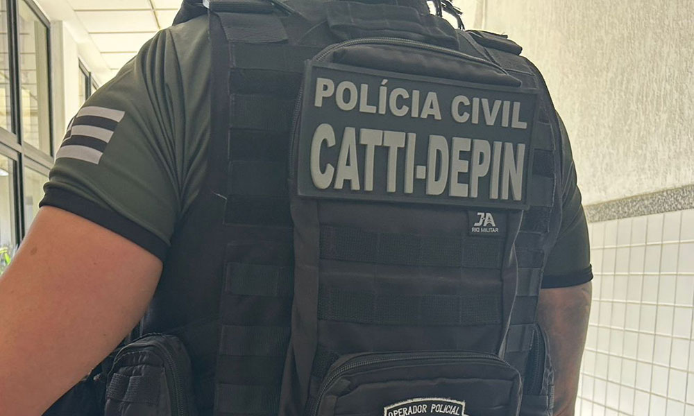 Mulher indiciada por participação em homicídio é presa em Vitória da Conquista