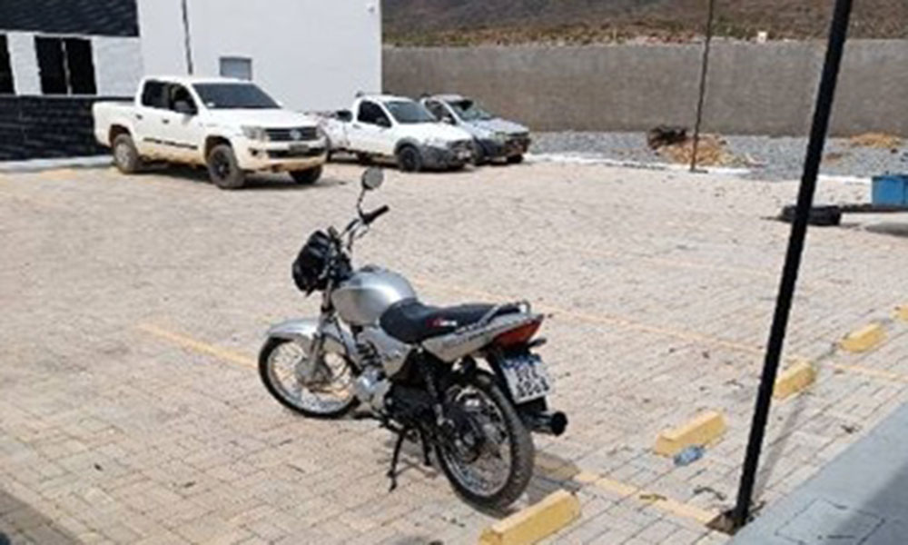 Homem é conduzido à delegacia após ameaça e tentativa de reter bens em Palmas de Monte Alto