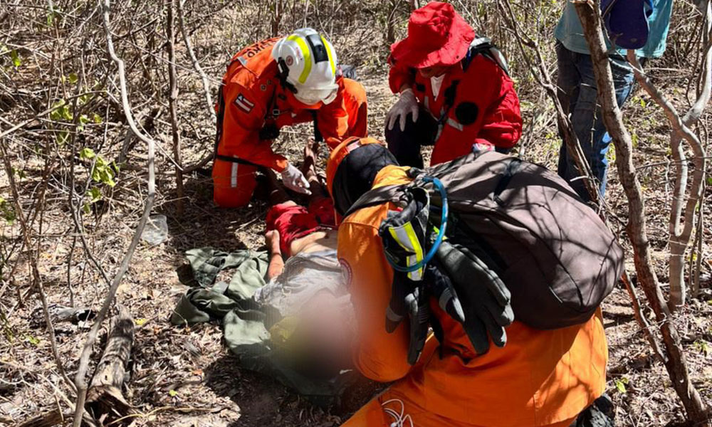 Bombeiros resgatam homem desaparecido na zona rural de Buritirama