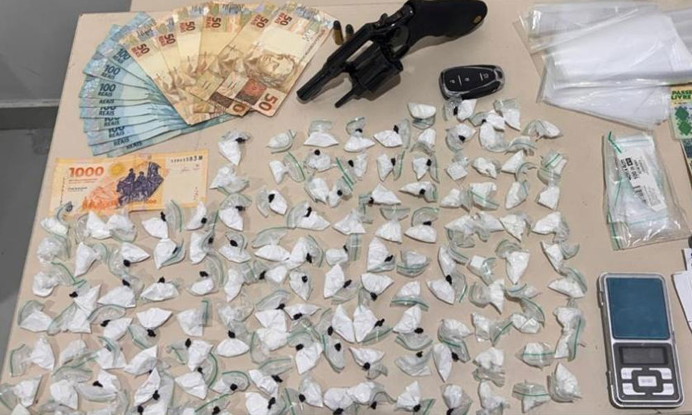 PM prende suspeito de tráfico em Vitória da Conquista