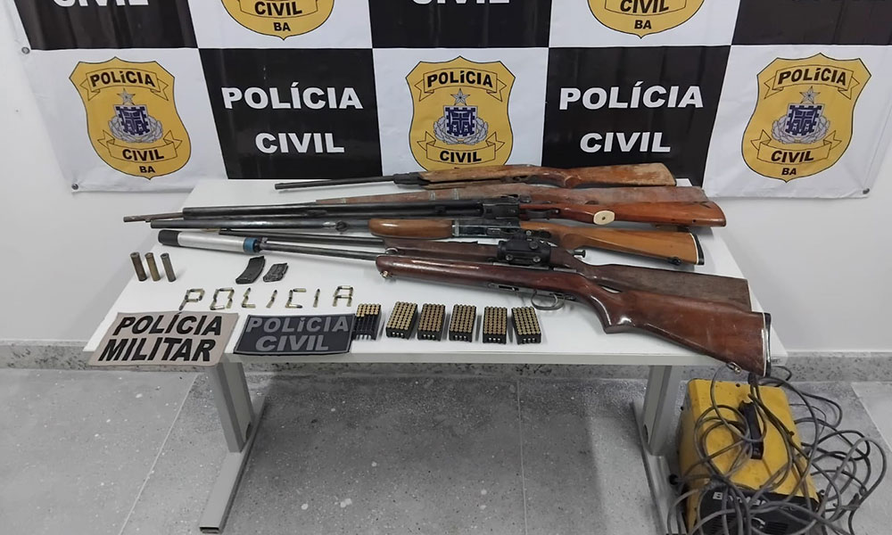 Polícia Civil apreende armamento e desmonta “fábrica artesanal” de armas de fogo em Macaúbas