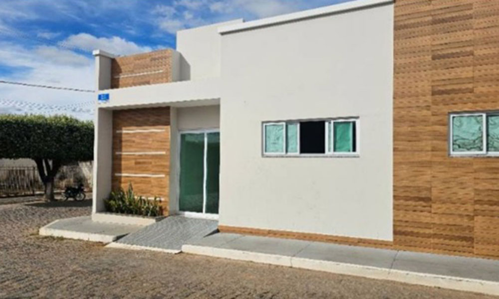 Secretarias de Educação e Saúde de Candiba são alvo de invasão e furto
