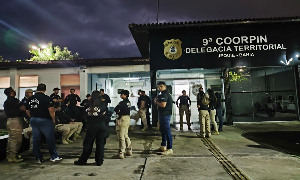 Operação Máscara prende cinco suspeitos e desarticula grupo investigado por fraudes financeiras em Jequié