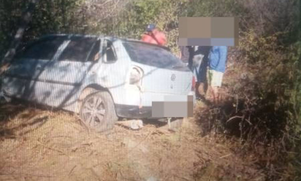 Motorista perde controle da direção e sai da pista na BA-263 em Palmas de Monte Alto