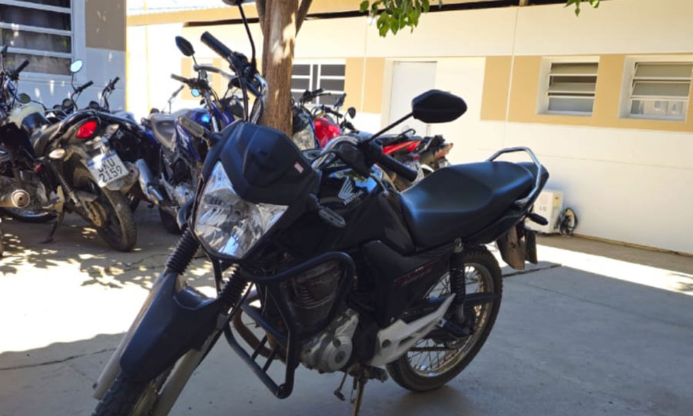 PM apreende duas motocicletas com sinais adulterados em Bom Jesus da Lapa