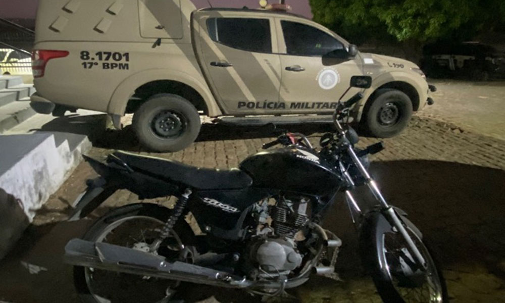 Motocicleta com restrição de furto ou roubo é recuperada pela PM em Guanambi