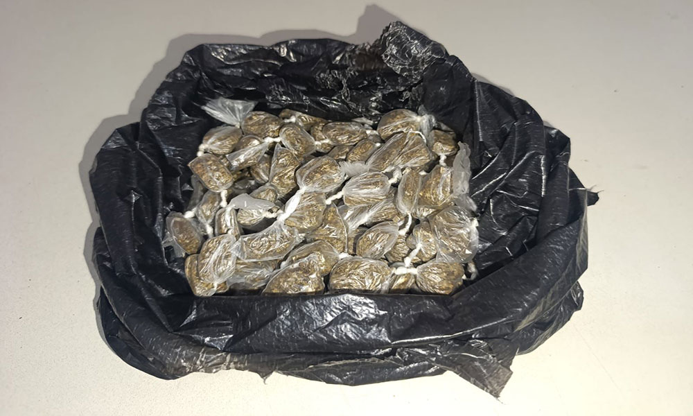 Mulher é detida com 114 porções de maconha em Bom Jesus da Lapa