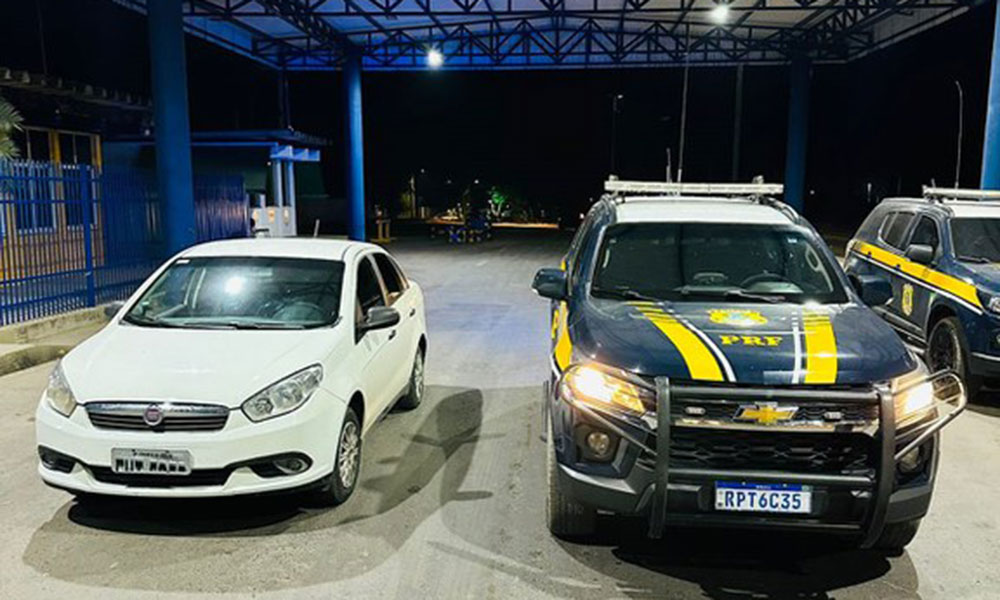 Siena roubado em Vitória da Conquista é recuperado pela PRF em Barreiras