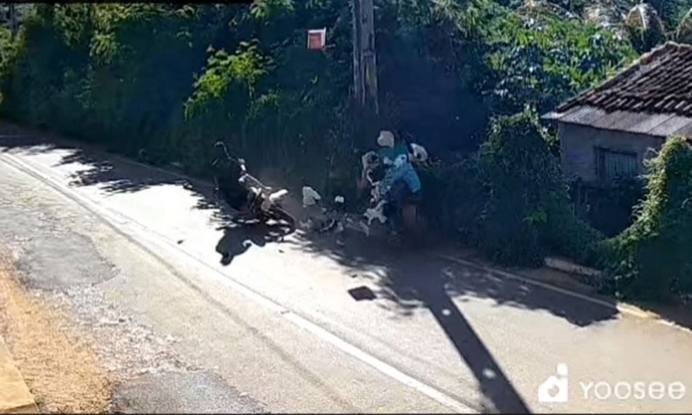Atropelamento deixa duas pessoas em estado grave em Licínio de Almeida