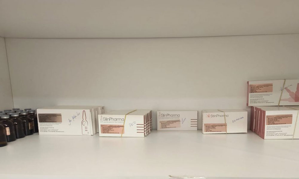 Vigilância Sanitária e Polícia Federal apreendem medicamentos irregulares em clínicas de estética em Vitória da Conquista