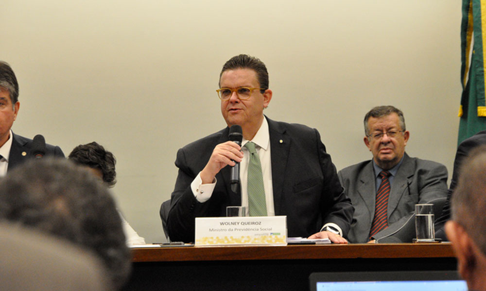 Ministro da Previdência participa de audiência na Câmara e promete rigor contra fraudes em descontos indevidos