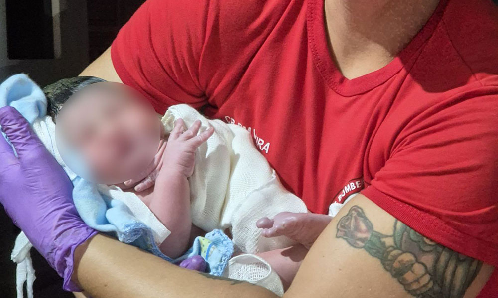 Bebê nasce dentro de quartel dos bombeiros em Ilhéus