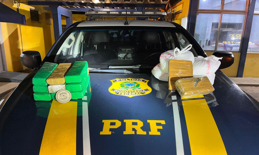 Mulher aceita transportar drogas como forma de pagar uma dívida e acaba presa pela PRF em Feira de Santana