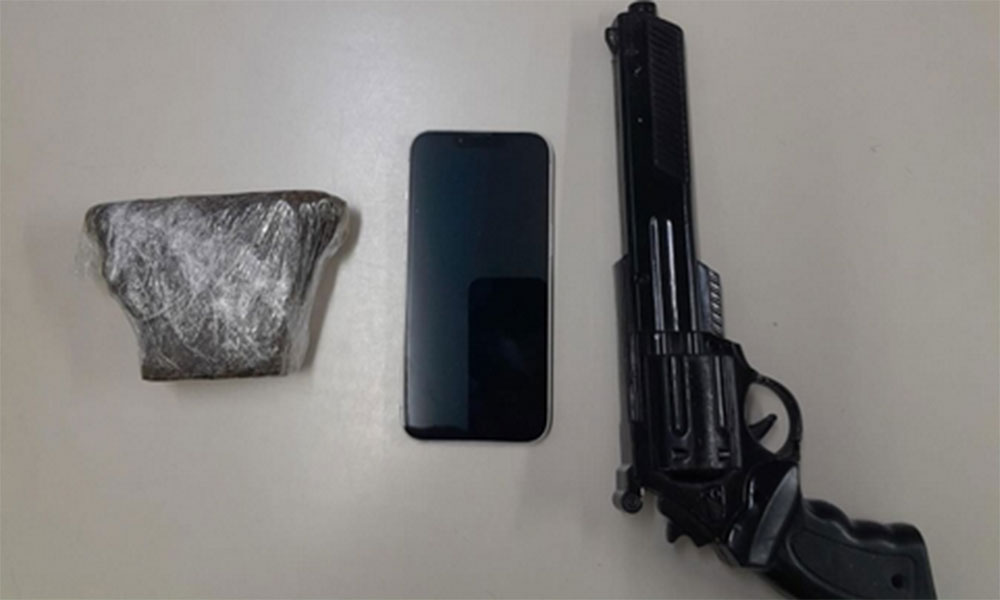 RONDESP-MO prende homem com mandado em aberto e apreende drogas em Carinhanha