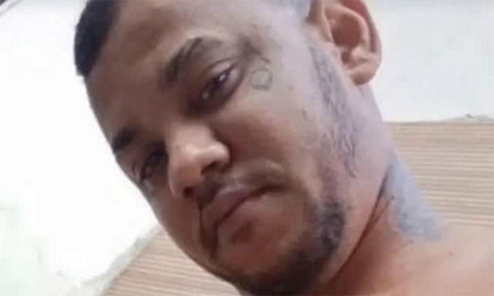 Homem de 27 anos é morto a tiros dentro de residência em Guanambi