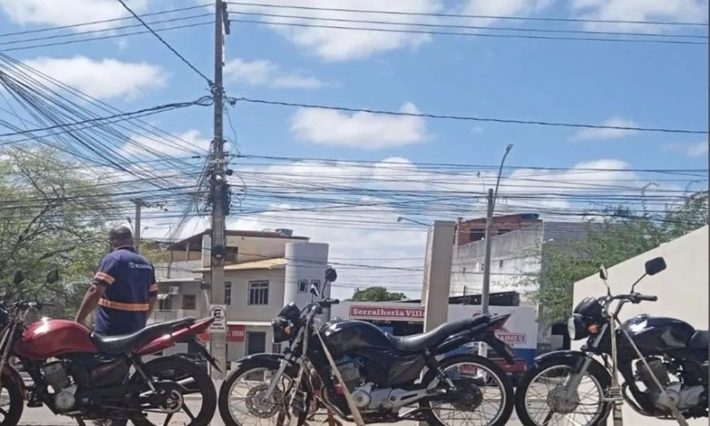 Motocicletas com escapamentos adulterados são apreendidas pela PM em Brumado