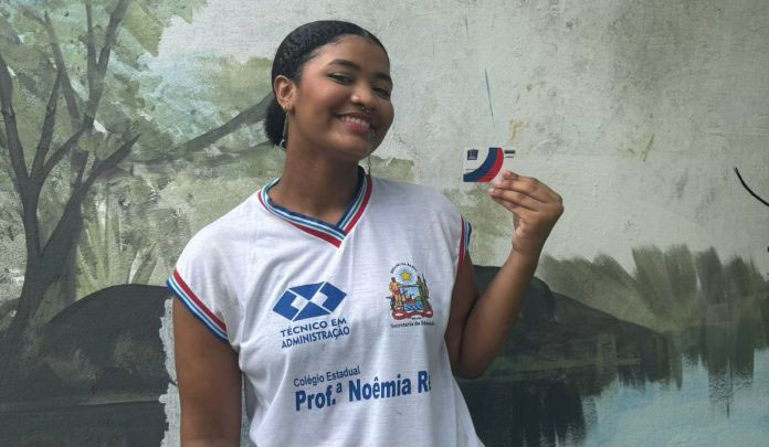Famílias dos estudantes beneficiados recebem novo crédito do Bolsa Presença
