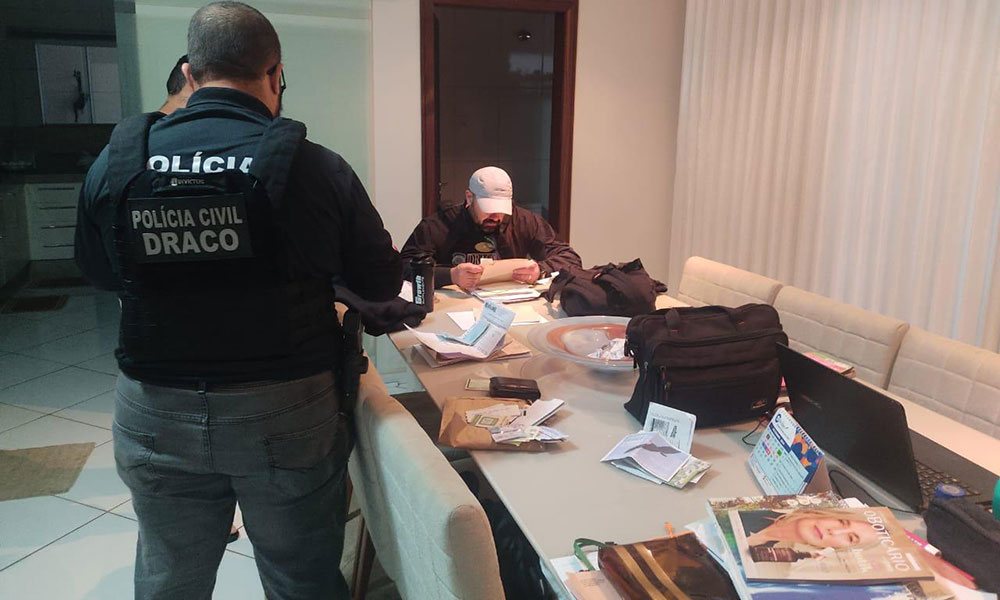 Polícia Civil cumpre mandados contra organização criminosa que roubava cargas no sudoeste da Bahia