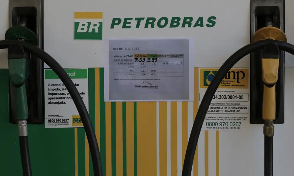Petrobras adere a nova subvenção federal para o diesel e mantém preços às distribuidoras